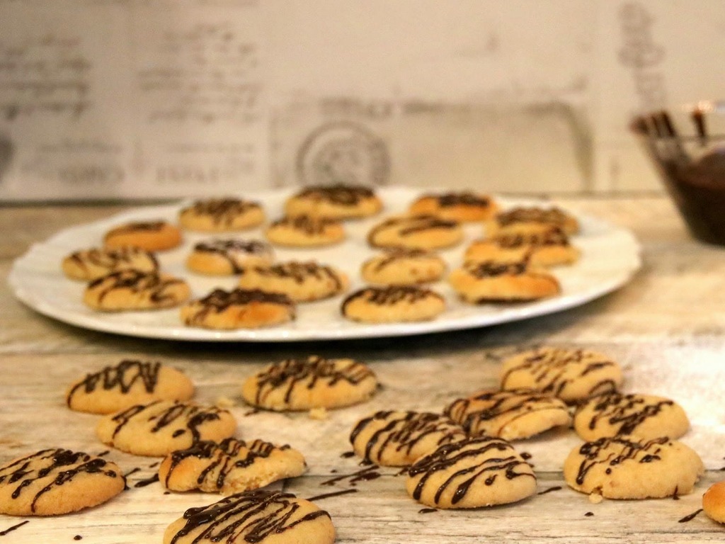 Canadian Peanut Butter Cookies