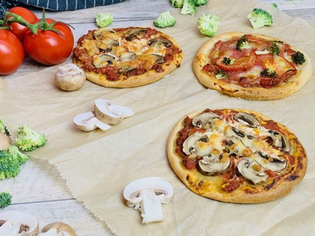 Quark-Ölteig / Basics / für schnelle Pizza, Flammkuchen & Co