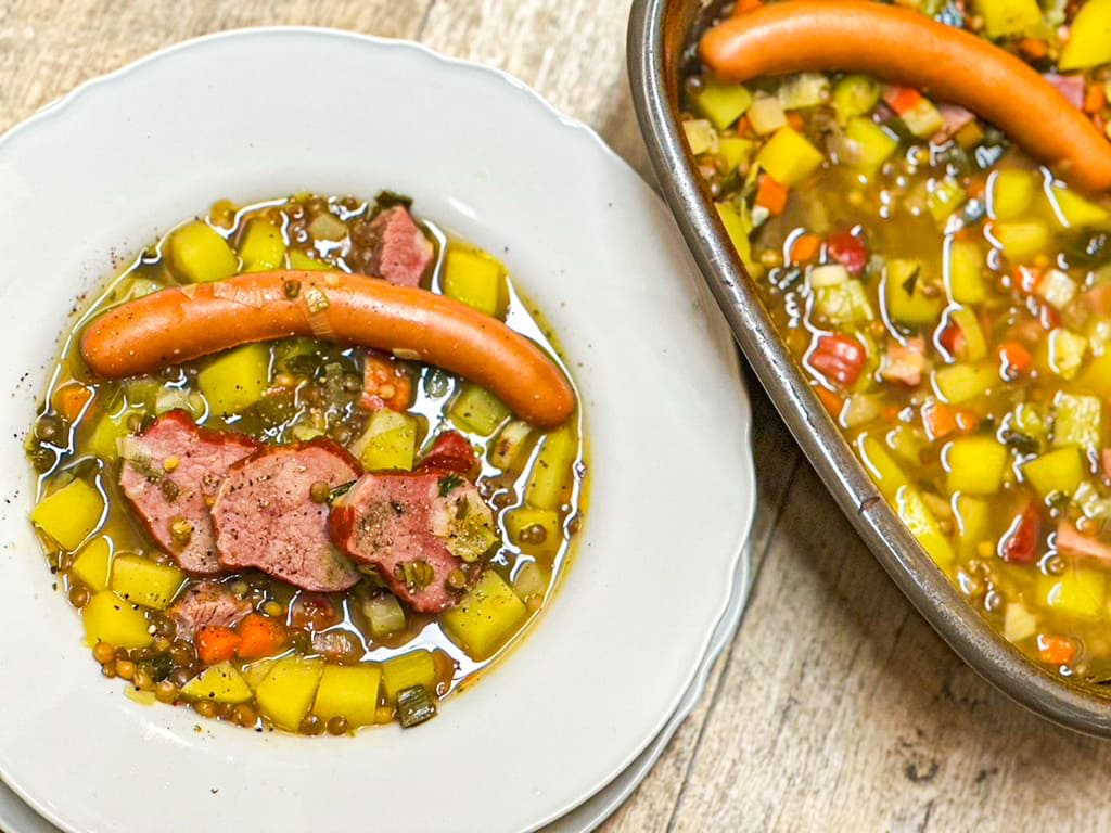Linsensuppe aus dem Ofenmeister